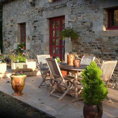 B&B Dinan La Priquetais Trévron Buitenkant foto