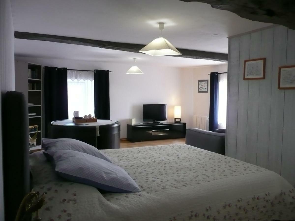 B&B Dinan La Priquetais Trévron Buitenkant foto