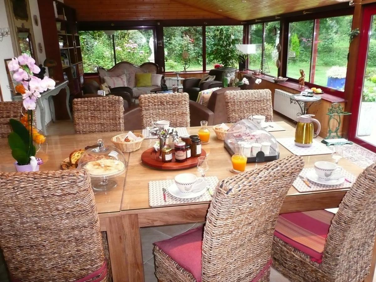 B&B Dinan La Priquetais Trévron Buitenkant foto