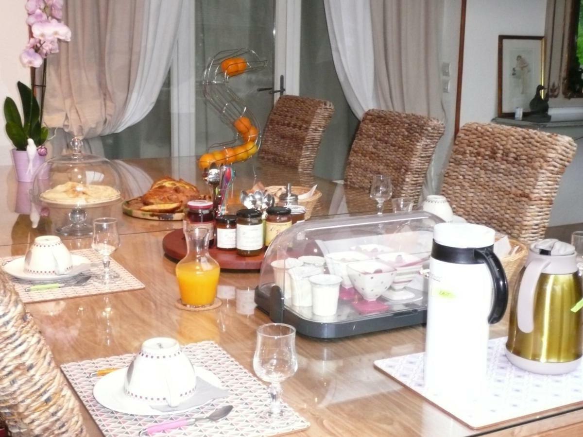 B&B Dinan La Priquetais Trévron Buitenkant foto